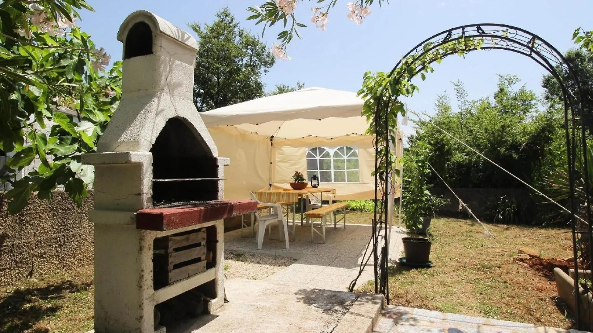 Appartement Ferienwohnung Fuer 5 Personen Ca 58 M In Silo, Adriakueste Kroatien Kroatische Inseln - B59534 Kroatië